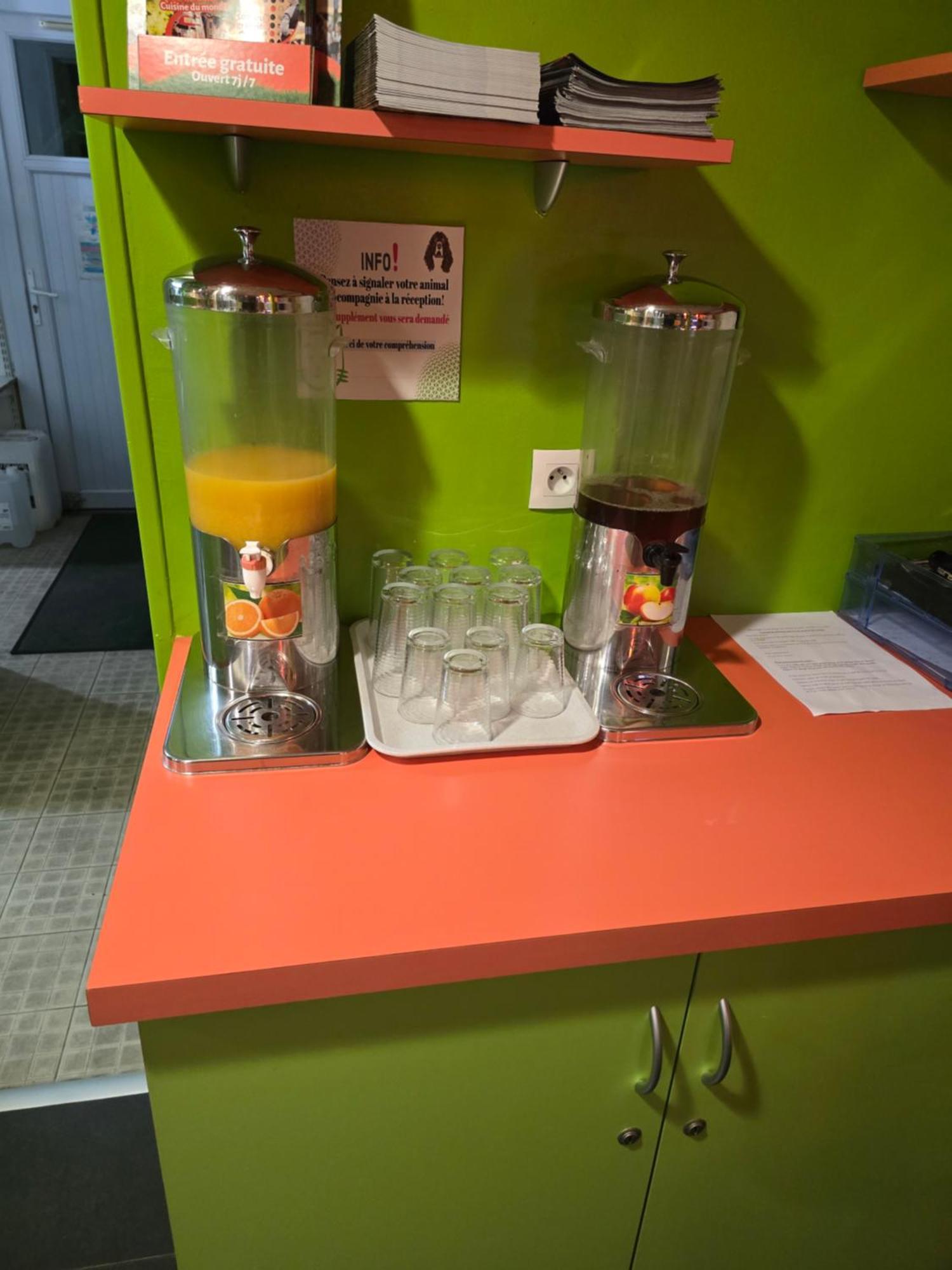 Brit Hotel Essentiel Poitiers Gare Du Futuroscope Jaunay-Clan Ngoại thất bức ảnh